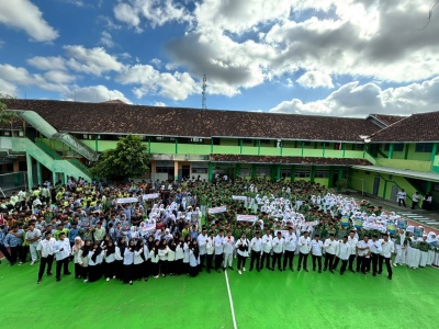 Bupati Gunungkidul Tekankan Karakter “Mental Baja” dan Integritas di Hadapan Ribuan Siswa Karangmojo